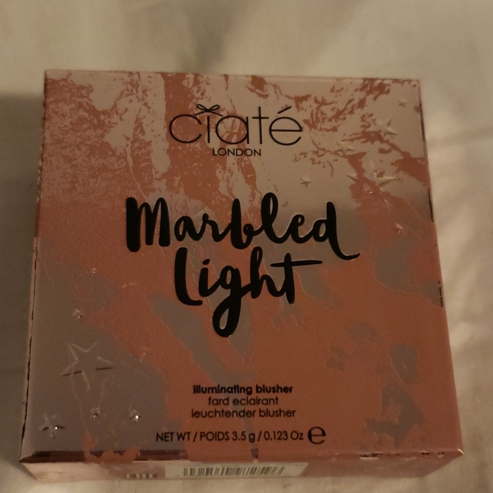 Ciate Marbled Light Illuminating Blush-BNIB
